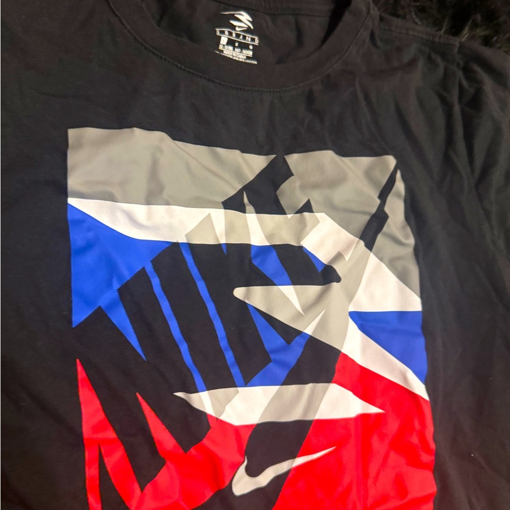 Nike Tshirt - kids large
